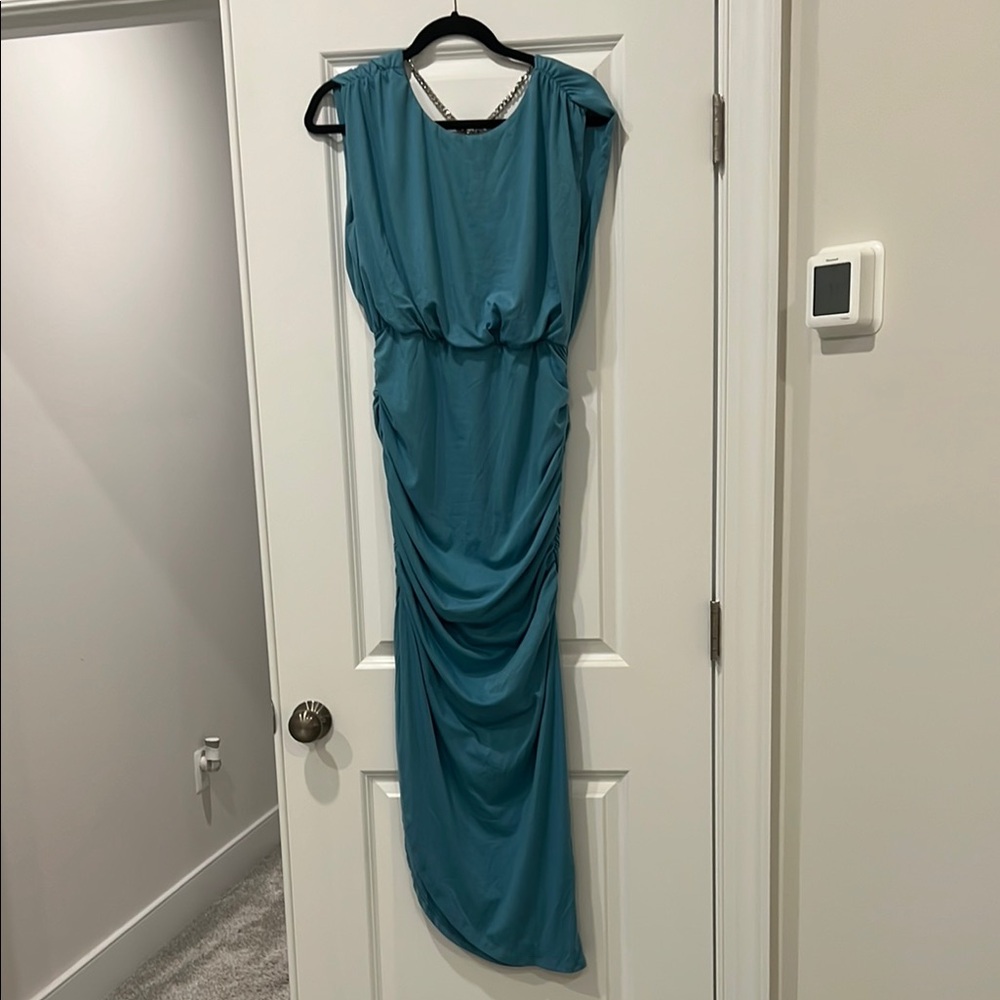 Elegant Teal Sleeveless Dress